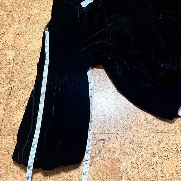 CAbi Rayon Silk Black Velvet Bishop Sleeve 1 Button Jacket NWT Sz M - Picture 13 of 13